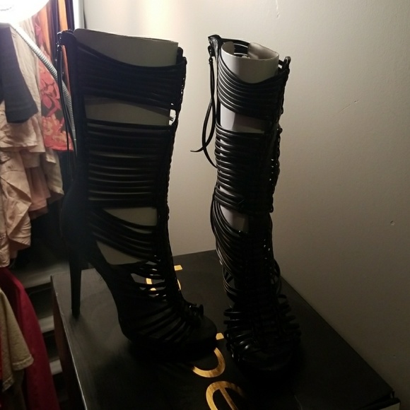 Boots - Picture 2 of 3
